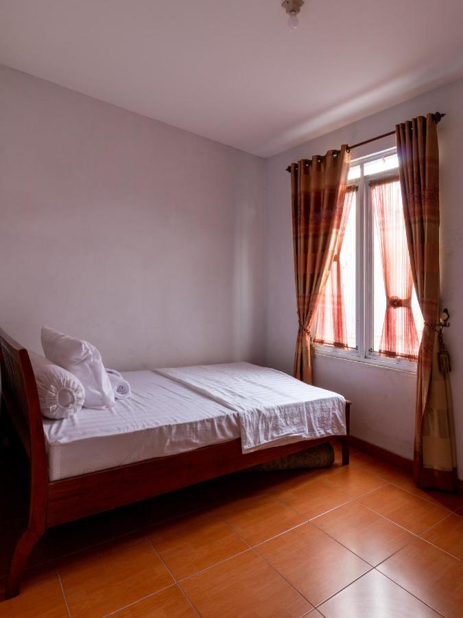 בנדונג Spacious, White-Villa Belgareti @Kiara Condong מראה חיצוני תמונה