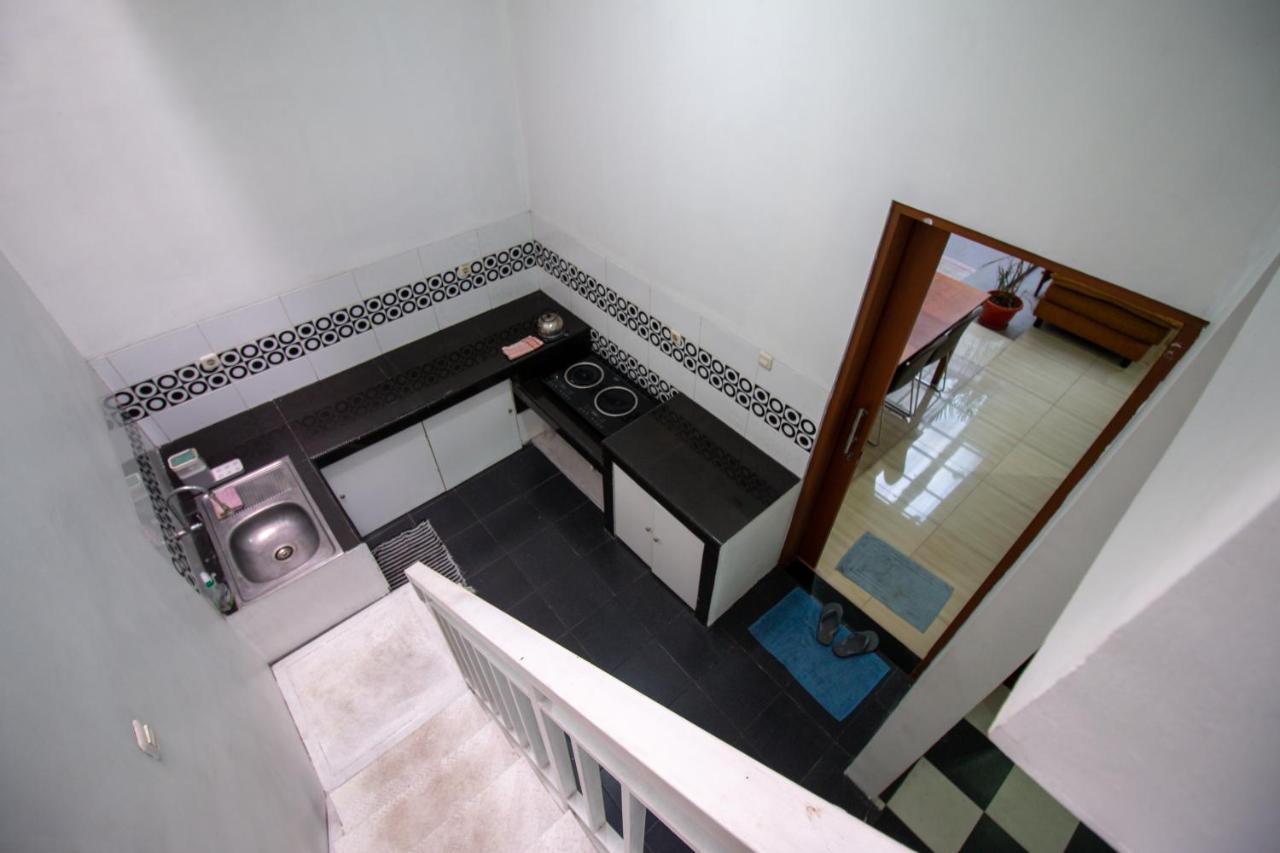 בנדונג Spacious, White-Villa Belgareti @Kiara Condong מראה חיצוני תמונה